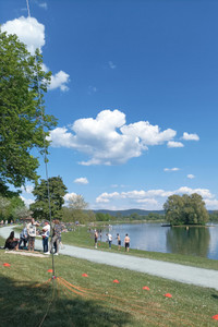 Eine Portabelfunkstation am See